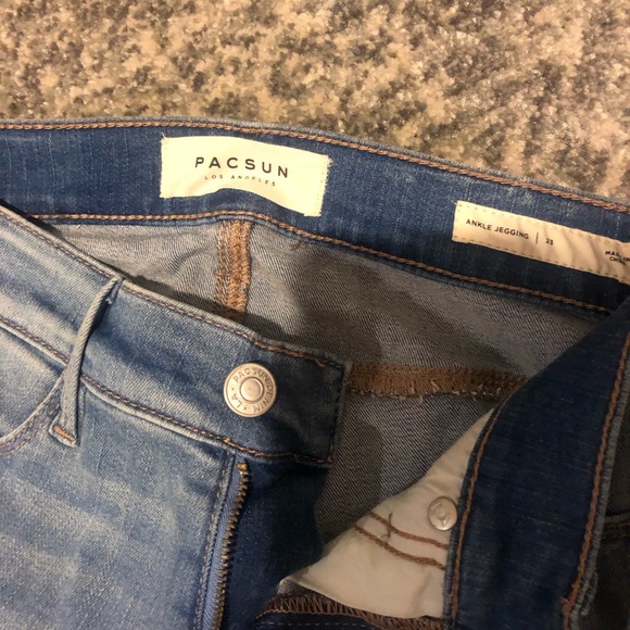 PACSUN JEANS NEVER WORN - Picture 4 of 5
